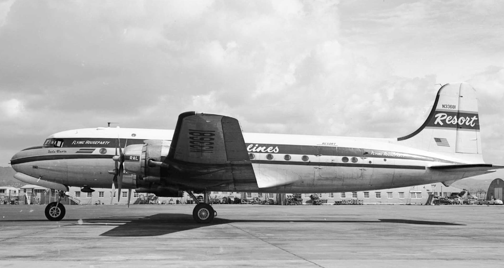 douglas dc-7 - Santa Maria Flying Houseparty Resort lines Flying Housepa Ral N33681 Resort